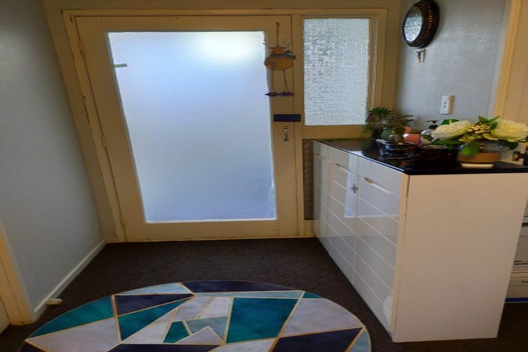 Photo of property in 2 Misty Place, Papatoetoe, Auckland, 2025