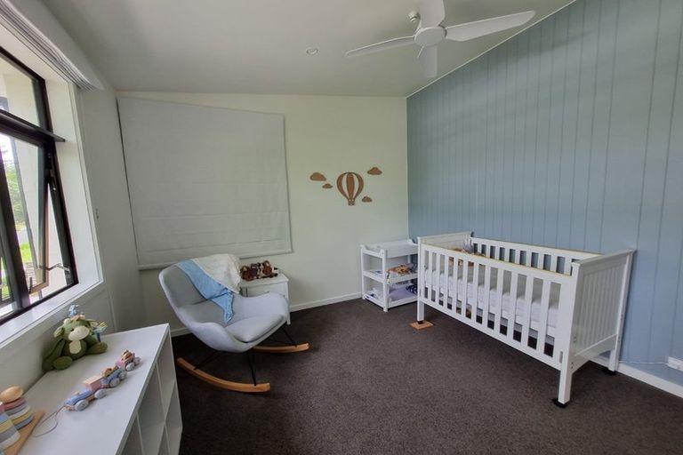 Photo of property in 4a Manon Crescent, Greenhithe, Auckland, 0632