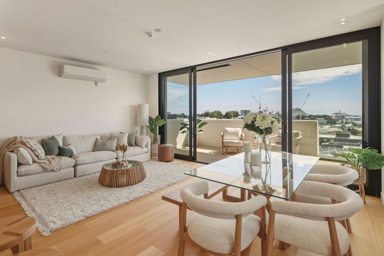 Photo of property in 609/38 Elizabeth Street, Tauranga, 3110