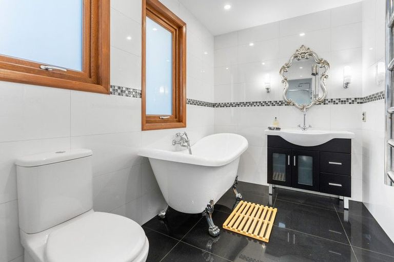 Photo of property in 124 North Taieri Road, Abbotsford, Dunedin, 9018