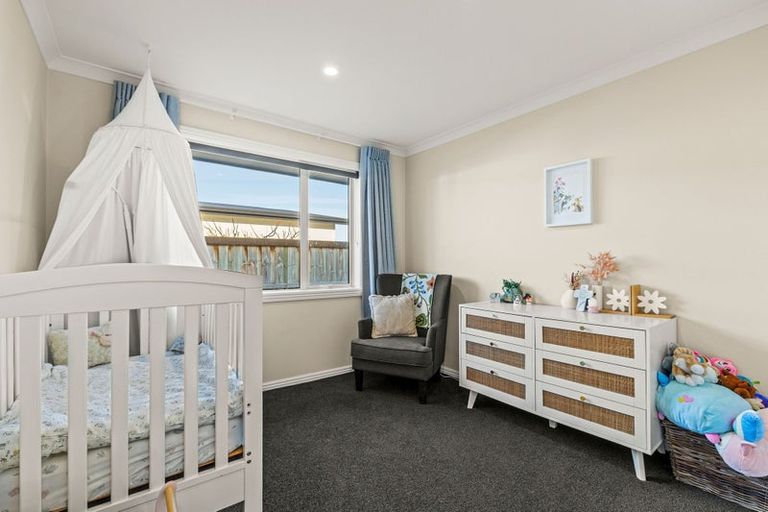 Photo of property in 56 Watkins Drive, Rangiora, 7400