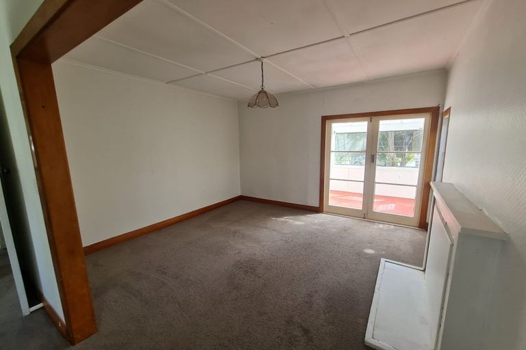 Photo of property in 16 Corlett Street, Utuhina, Rotorua, 3015