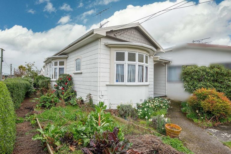 Photo of property in 75 Forfar Street, Clyde Hill, Dunedin, 9011