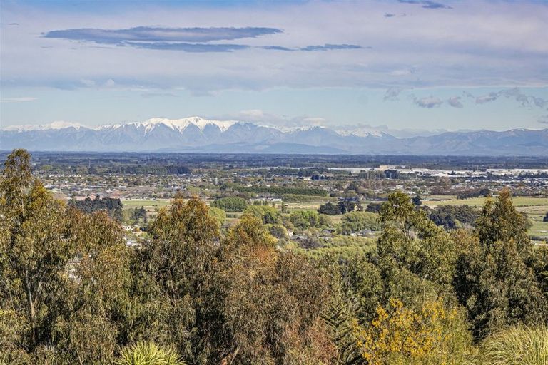 Photo of property in 5 Tarata Rise, Cashmere, Christchurch, 8022