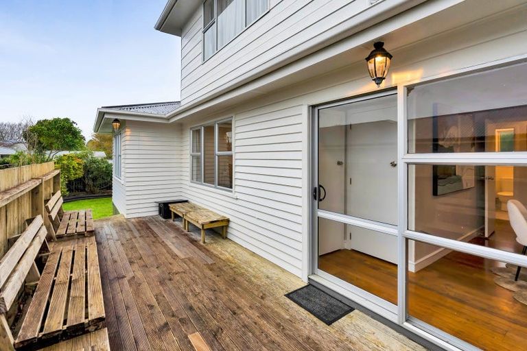 Photo of property in 93 Govett Avenue, Frankleigh Park, New Plymouth, 4310