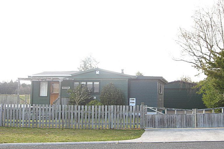 Photo of property in 15 Pokaka Crescent, Wharewaka, Taupo, 3330