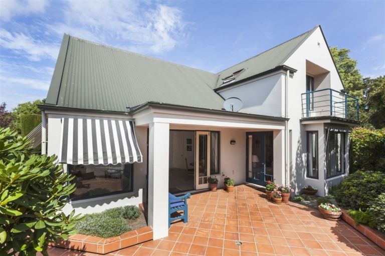 Photo of property in 9a Hamilton Avenue, Ilam, Christchurch, 8041