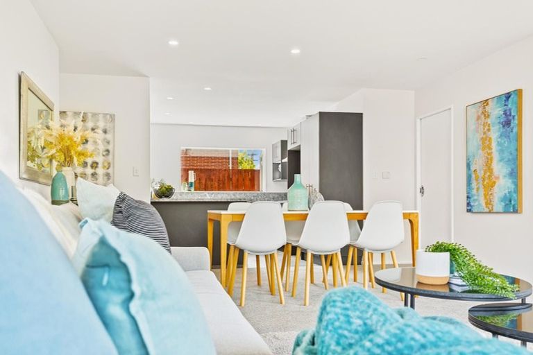 Photo of property in 39a Wharf Road, Te Atatu Peninsula, Auckland, 0610