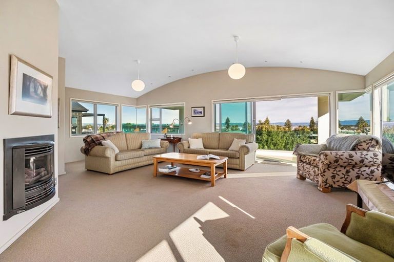 Photo of property in 22 Rita Street, Mount Maunganui, 3116