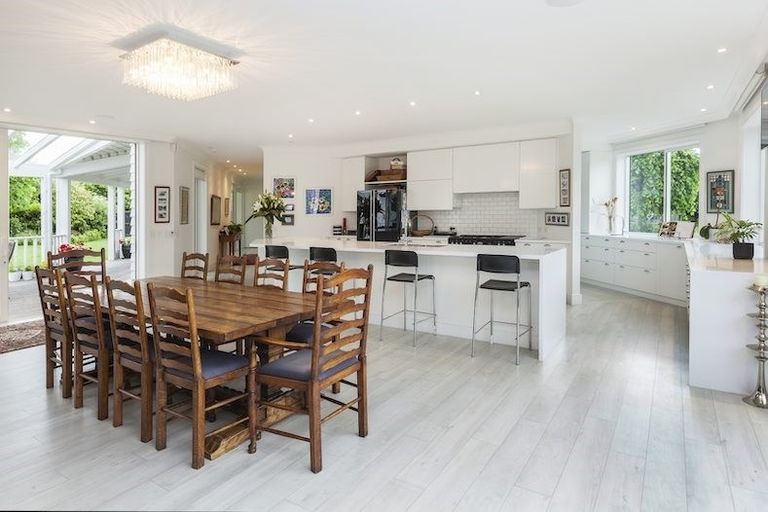 Photo of property in 11 Pentlow Place, Fendalton, Christchurch, 8052