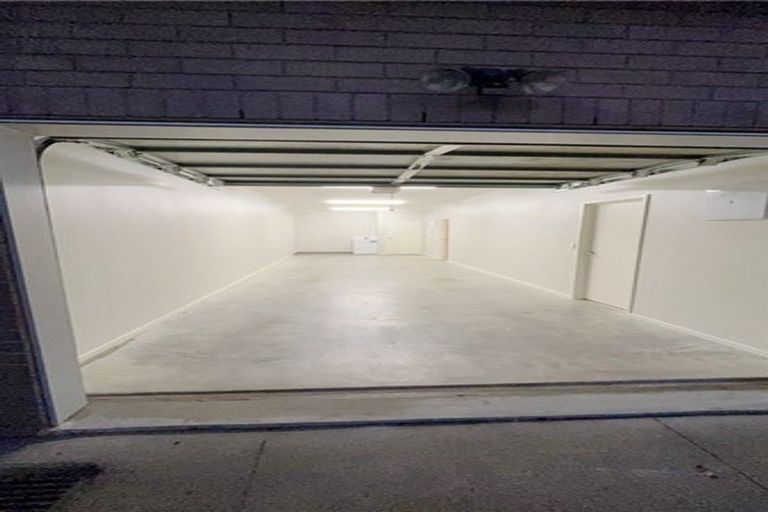 Photo of property in 10 Vincent Lane, Hobsonville, Auckland, 0616