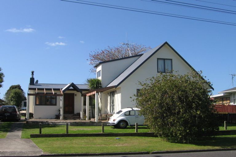 Photo of property in 17 Leander Street, Mount Maunganui, 3116