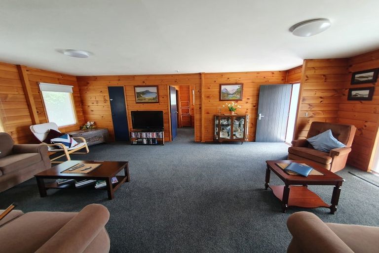 Photo of property in 39a Pohutukawa Avenue, Shelly Park, Auckland, 2014