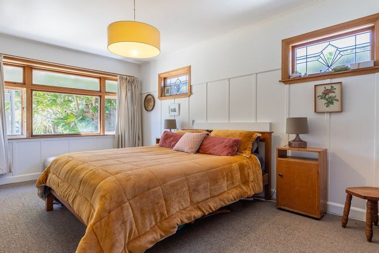 Photo of property in 20 Rauparaha Street, Waikanae Beach, Waikanae, 5036