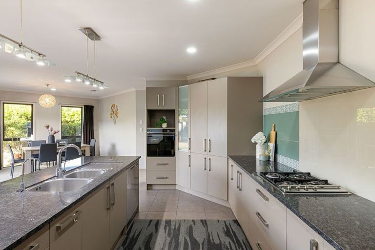 Photo of property in 64 Te Huia Drive, Flagstaff, Hamilton, 3210