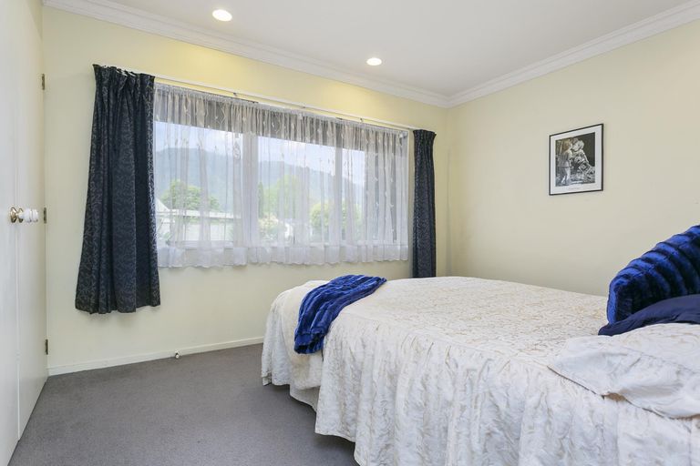 Photo of property in 19 Grace Avenue, Te Aroha, 3320
