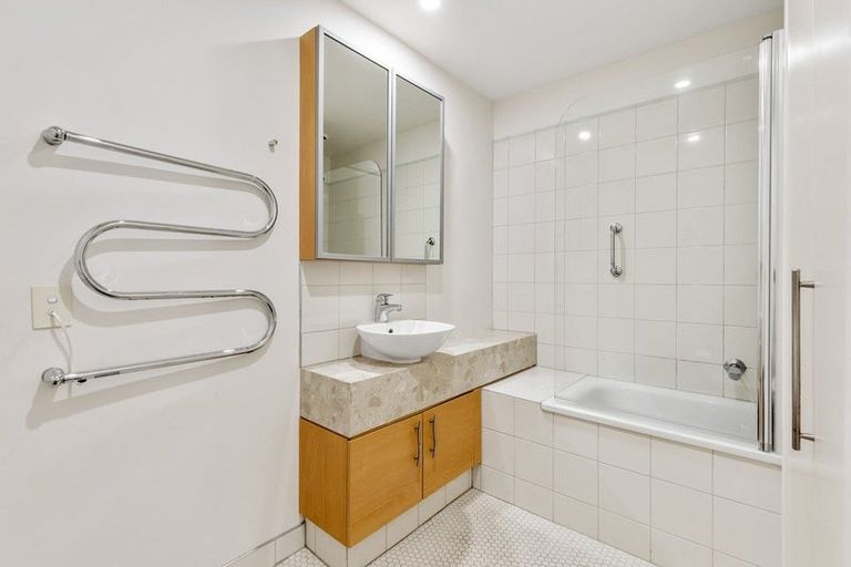 Photo of property in 508/11 Tamariki Avenue, Orewa, 0931