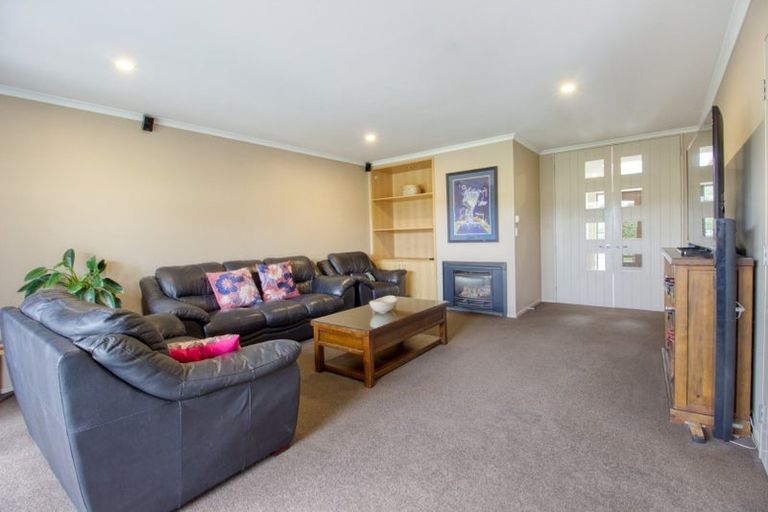 Photo of property in 19 Garforth Green, Halswell, Christchurch, 8025