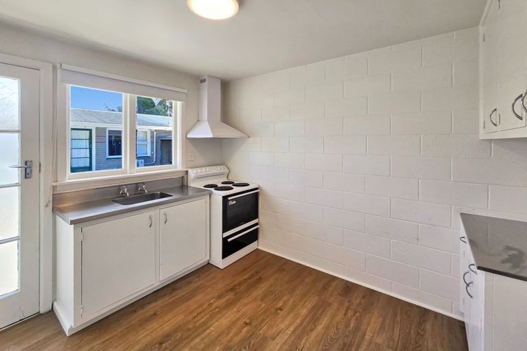 Photo of property in 82 Linwood Avenue, Linwood, Christchurch, 8011