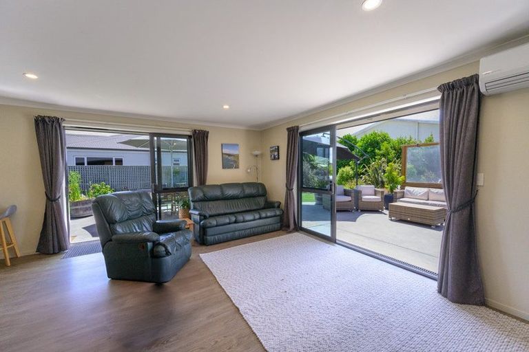 Photo of property in 16 Kakapo Lane, Motueka, 7120