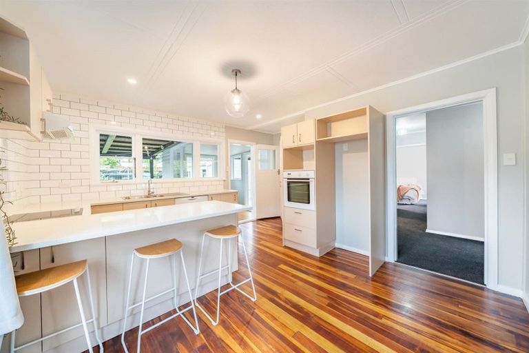 Photo of property in 62 Main Road, Wainuiomata, Lower Hutt, 5014