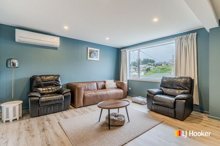Photo of property in 25 Elwyn Crescent, Green Island, Dunedin, 9018