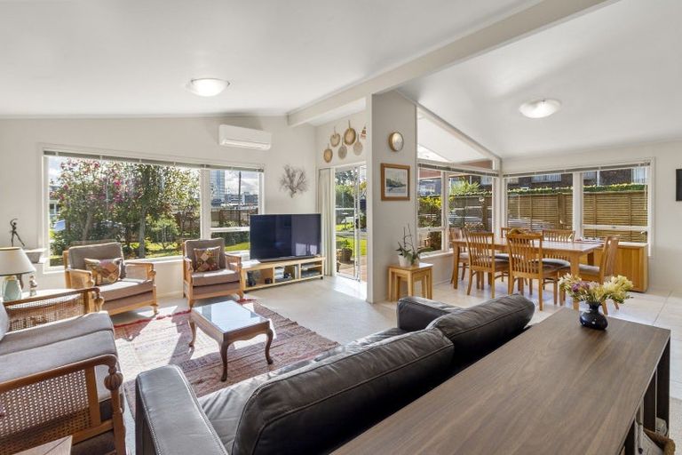 Photo of property in 1/24 Byron Avenue, Takapuna, Auckland, 0622