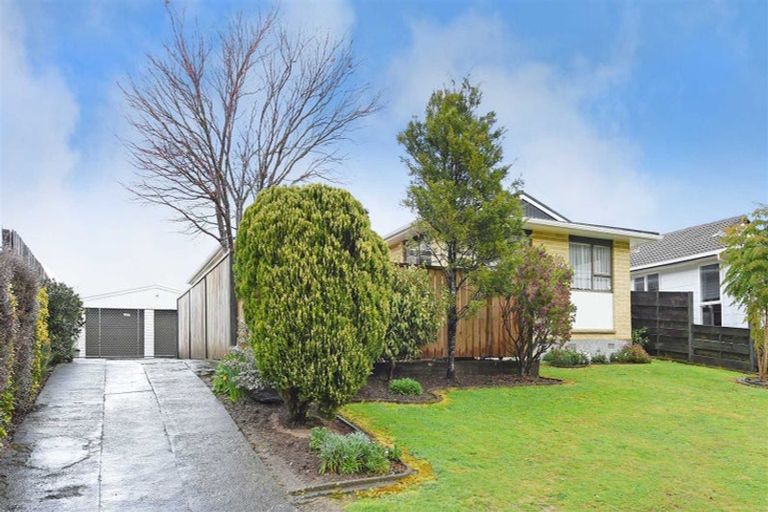 Photo of property in 4 Fremont Grove, Totara Park, Upper Hutt, 5018
