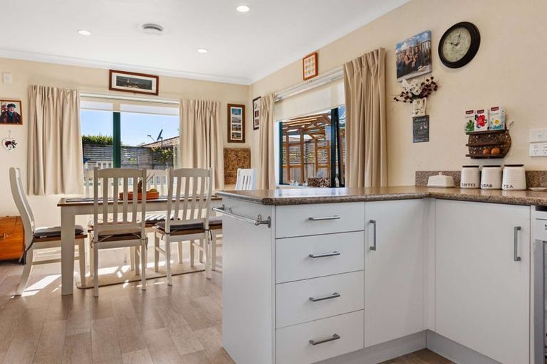 Photo of property in 48 Taupata Place, Kaitaia, 0410