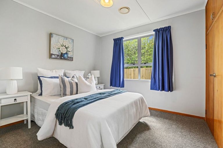 Photo of property in 21 Oxford Road, Lake Rotoma, Rotorua, 3074