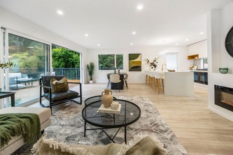 Photo of property in 3 Boylan Road, Titirangi, Auckland, 0604