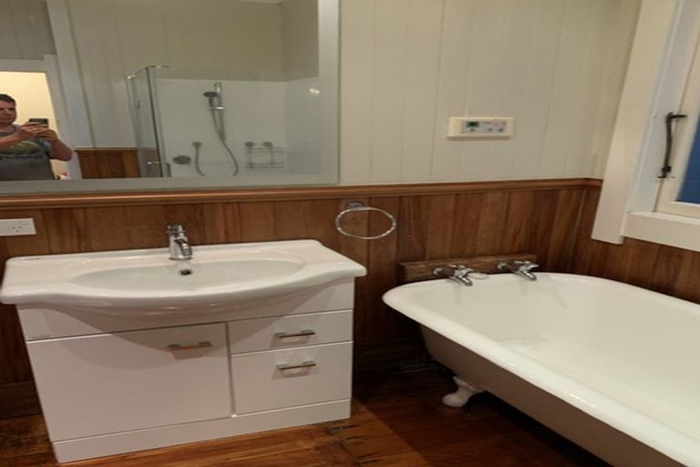 Photo of property in 5 Opoia Road, Hamilton East, Hamilton, 3216