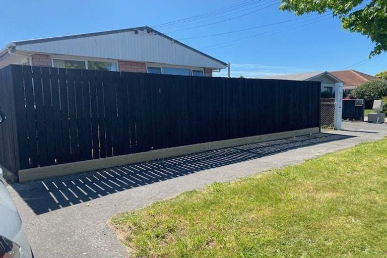 Photo of property in 33 Colwyn Street, Bryndwr, Christchurch, 8053