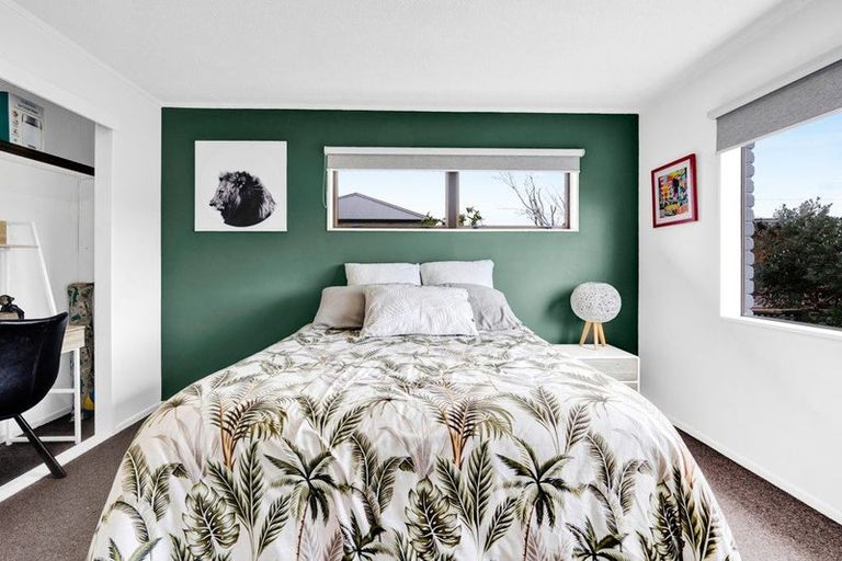 Photo of property in 13a Karamea Street, Whalers Gate, New Plymouth, 4310