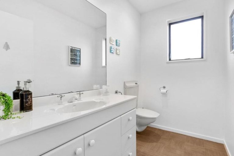 Photo of property in 2 Mornington Road, Balaclava, Dunedin, 9011