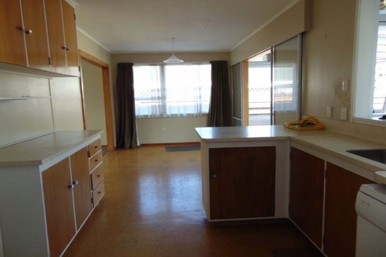 Photo of property in 225 Westminster Avenue, Tamatea, Napier, 4112