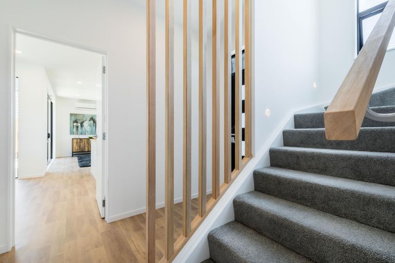 Photo of property in 72 Craigs Way, Hobsonville, Auckland, 0616