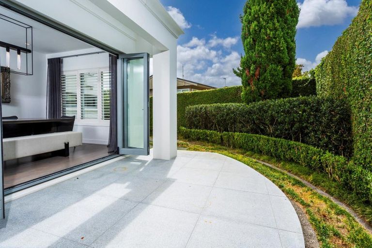 Photo of property in 1 Arthur Crescent, Hauraki, Auckland, 0622