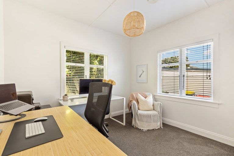 Photo of property in 131 Lemon Street, New Plymouth, 4312
