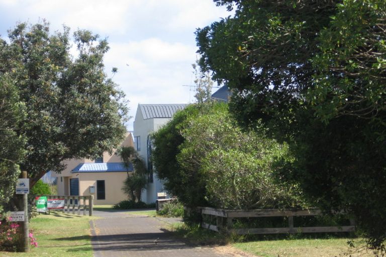 Photo of property in 24b Wakanoi Place, Bowentown, Waihi Beach, 3177