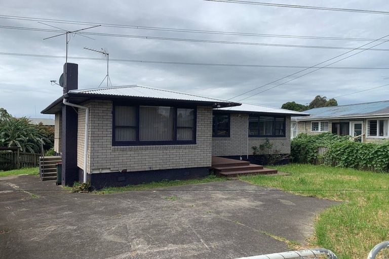 Photo of property in 90 Clayton Avenue, Otara, Auckland, 2023