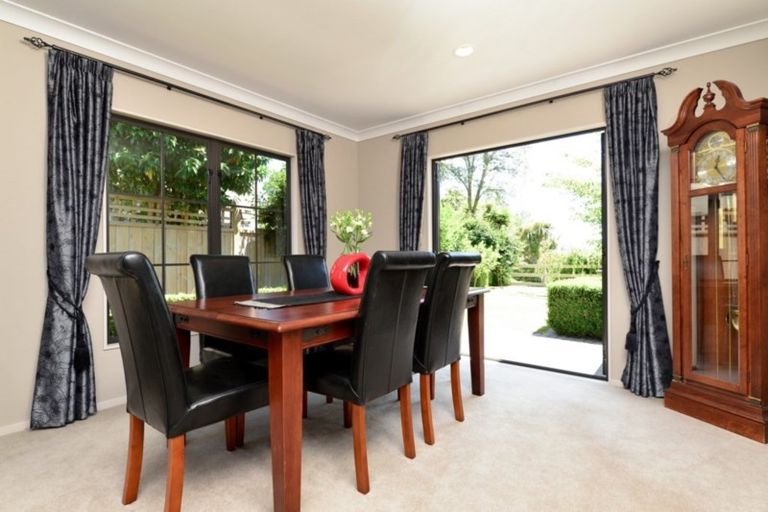 Photo of property in 45 Keswick Crescent, Huntington, Hamilton, 3210