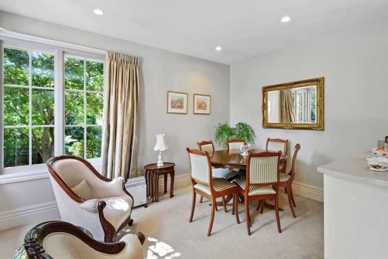 Photo of property in 12 Makora Street, Fendalton, Christchurch, 8041