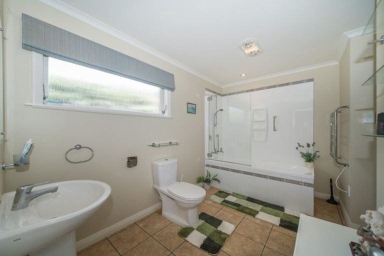 Photo of property in 297 Oroua Road, Kairanga, Palmerston North, 4475