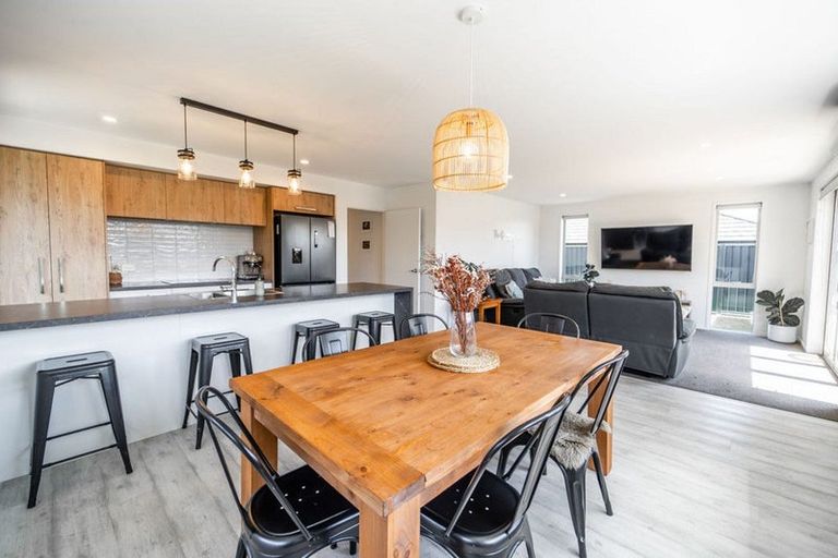 Photo of property in 106 Sentinel Avenue, Omokoroa, 3114