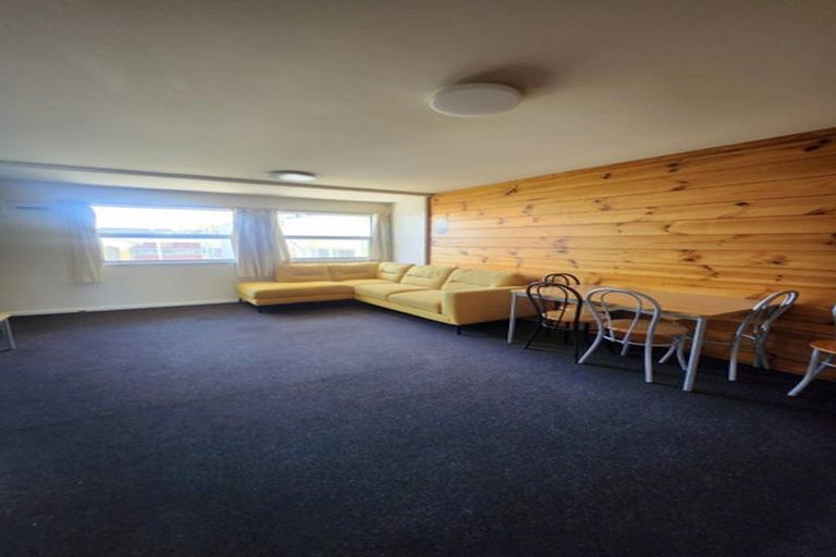 Photo of property in Drummond Street Flats, 21/19 Drummond Street, Mount Cook, Wellington, 6021