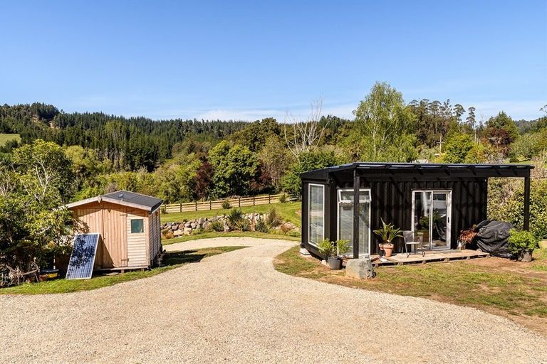 Photo of property in 198 Brooklyn Valley Road, Brooklyn, Motueka, 7198