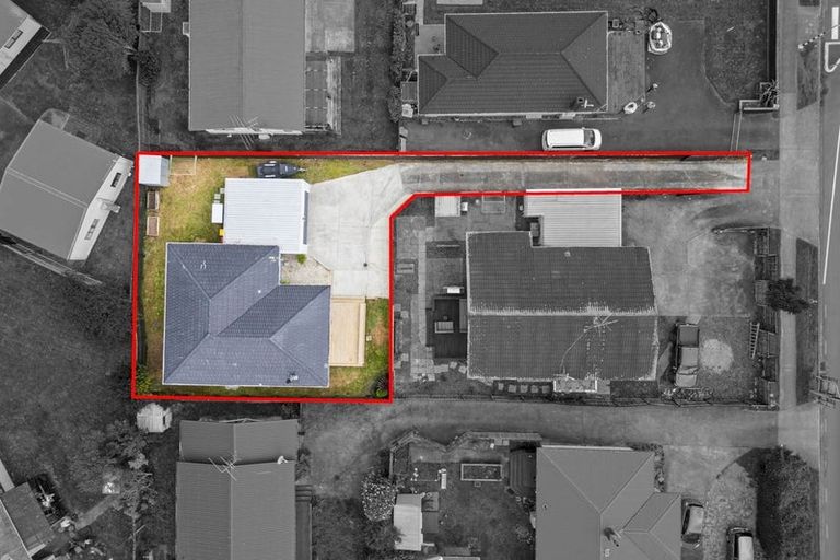 Photo of property in 111a Clevedon Road, Papakura, 2110