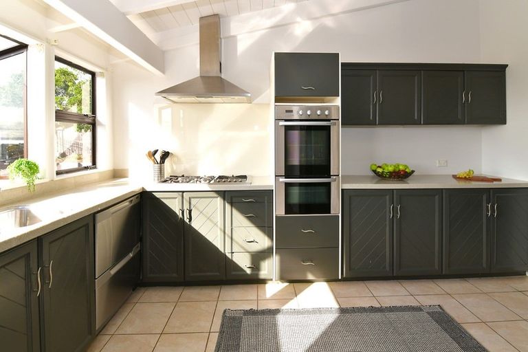 Photo of property in 159 Whangaparaoa Road, Red Beach, 0932