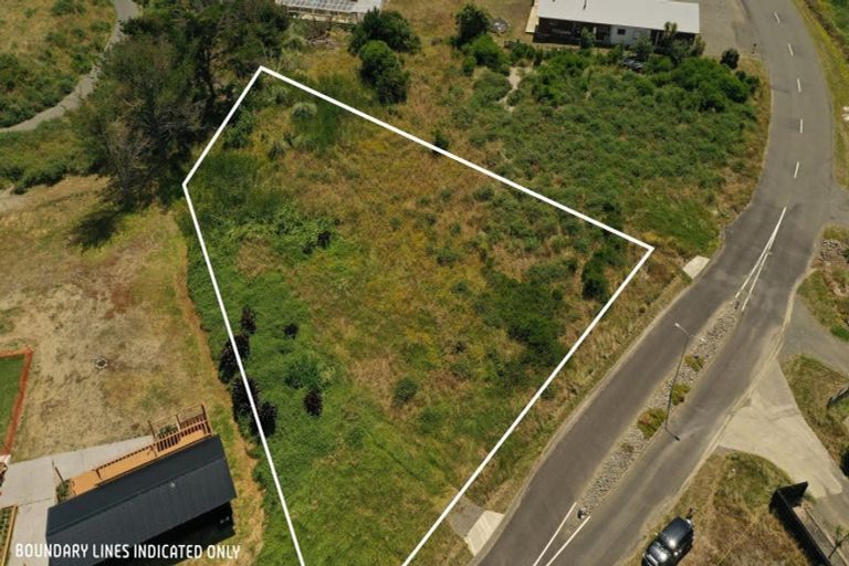 Photo of property in 213 Park Avenue, Waitarere Beach, Levin, 5510